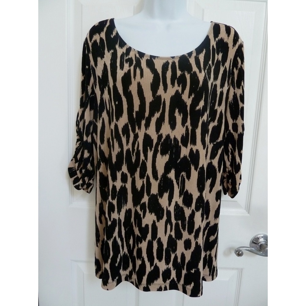 Travelers by Chico's Sz 3 XL Animal Print Ruched Sleeve Pullover Top Tunic Black